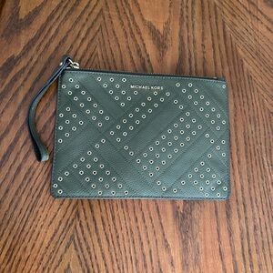 Greene Michael Kors‎ wristlet